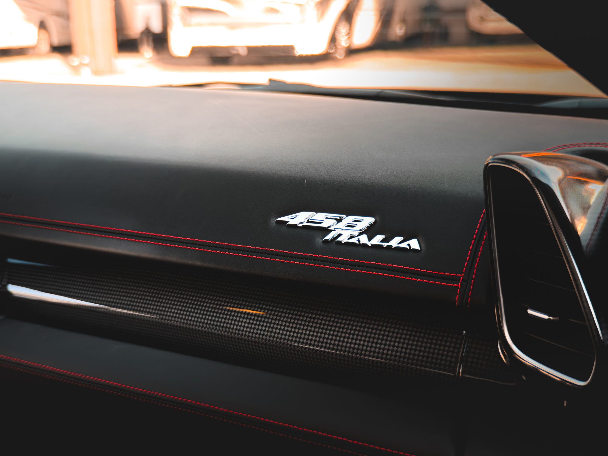 Ferrari 458 Italia dashboard badge