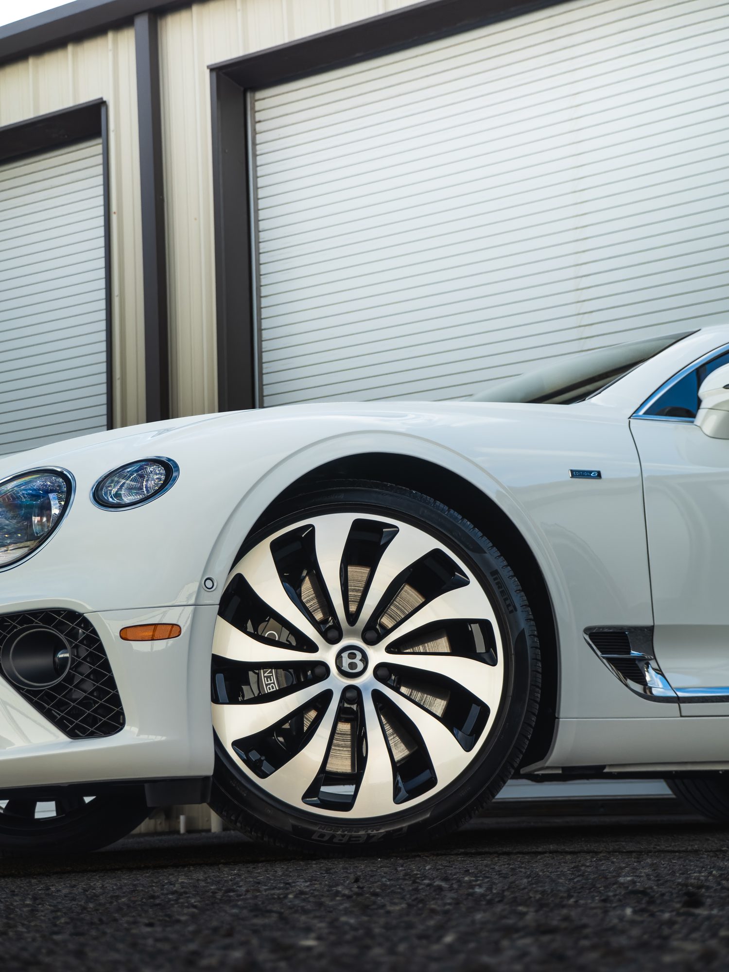 Bentley Continental GT front wheel