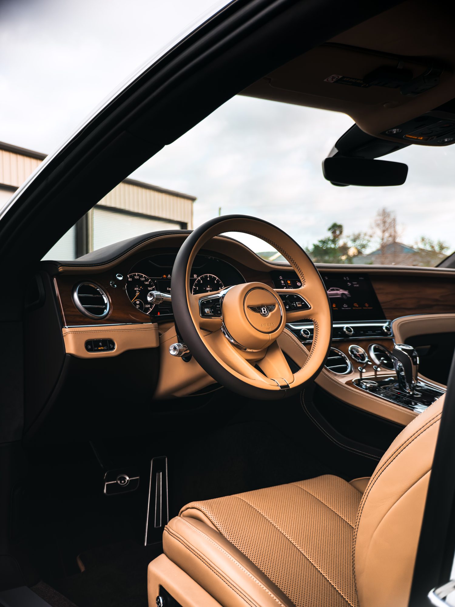 Bentley Continental GT interior and steering wheel