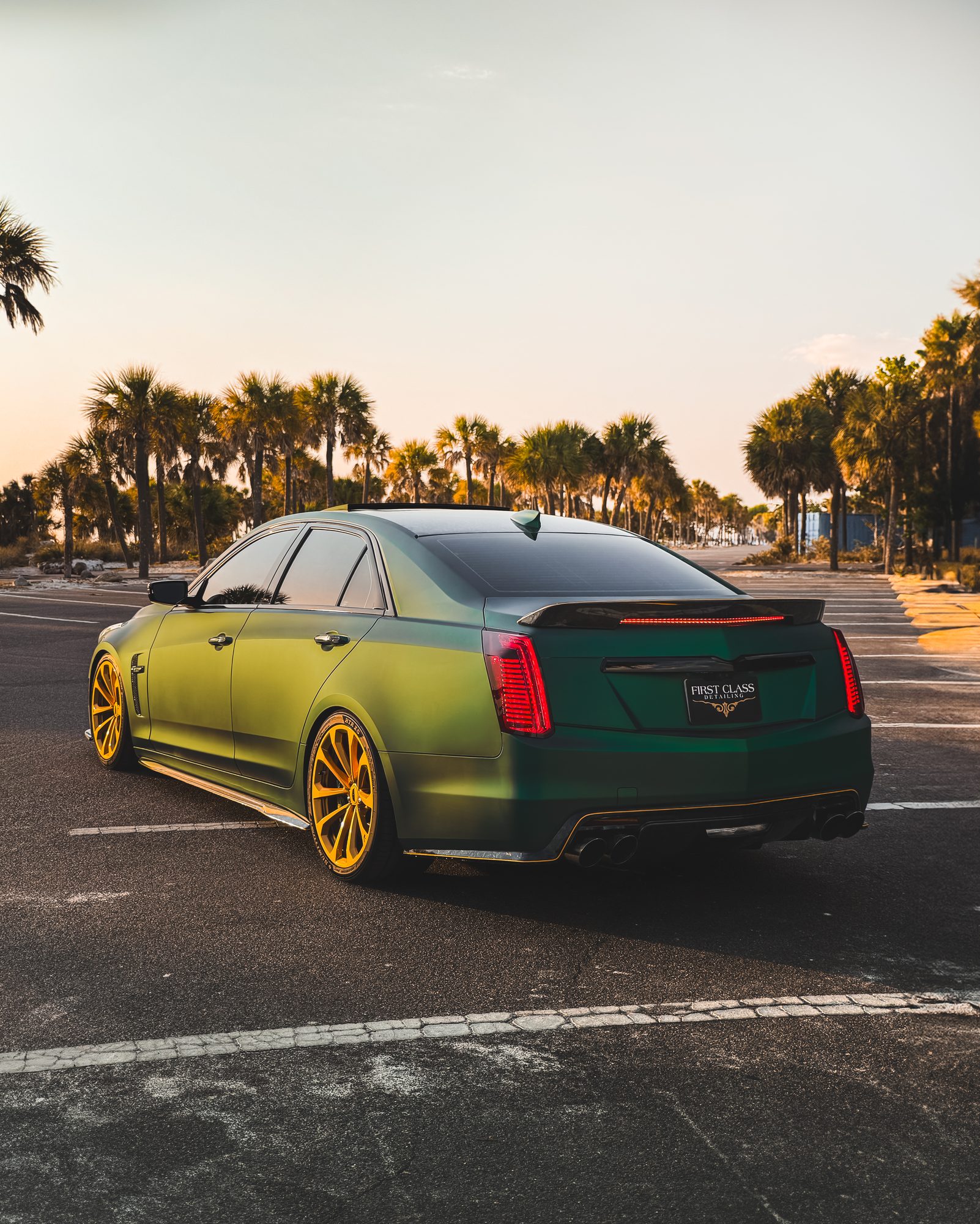 Cadillac CTS-V, rear three-quarter