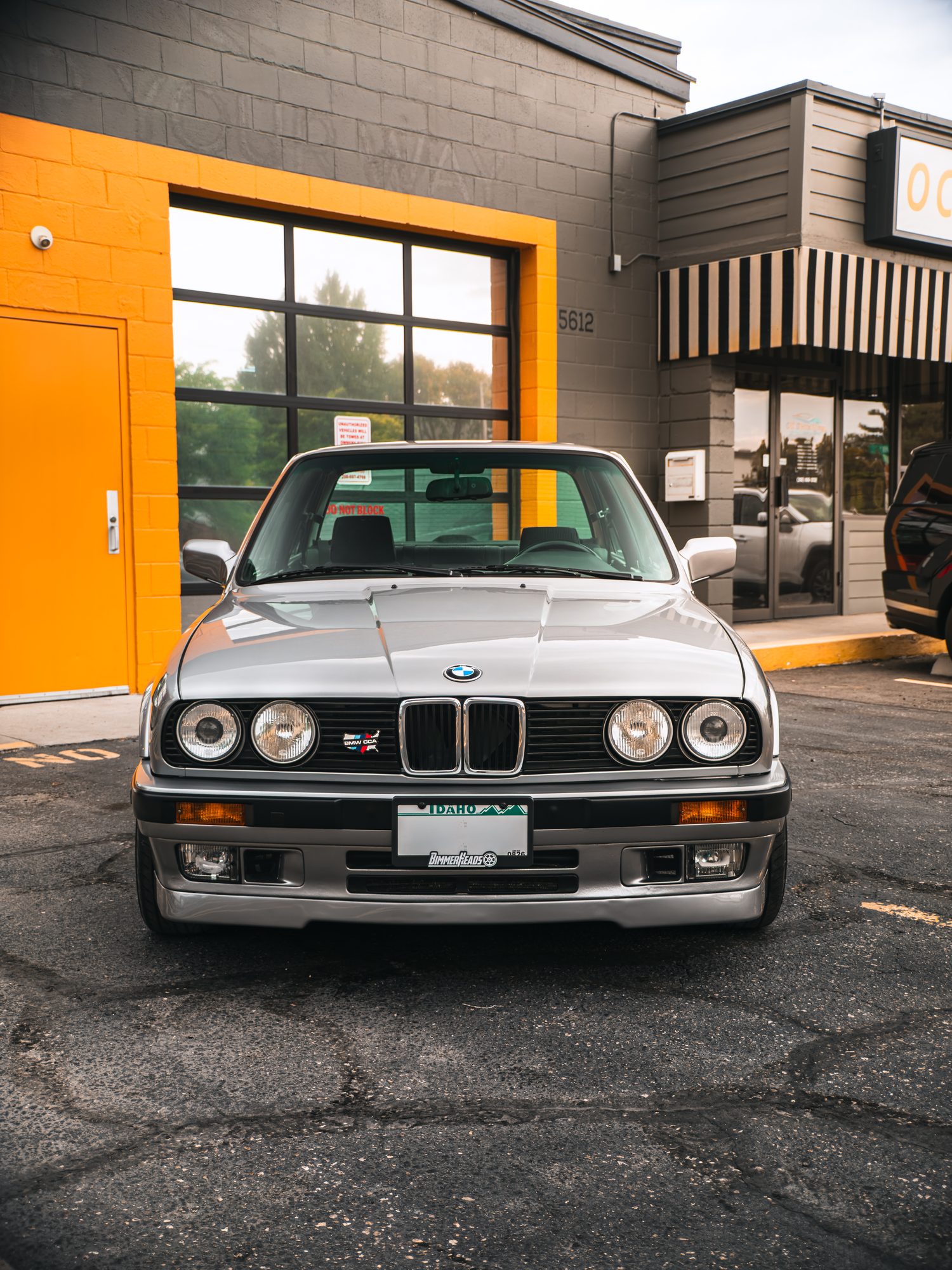 BMW E30 325iX, front