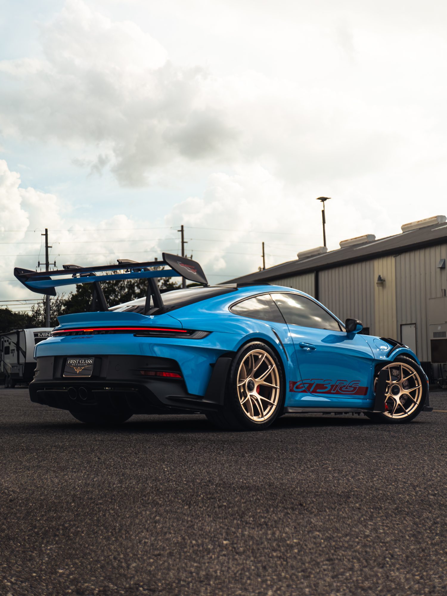 Porsche 911 GT3 RS, rear three-quarter