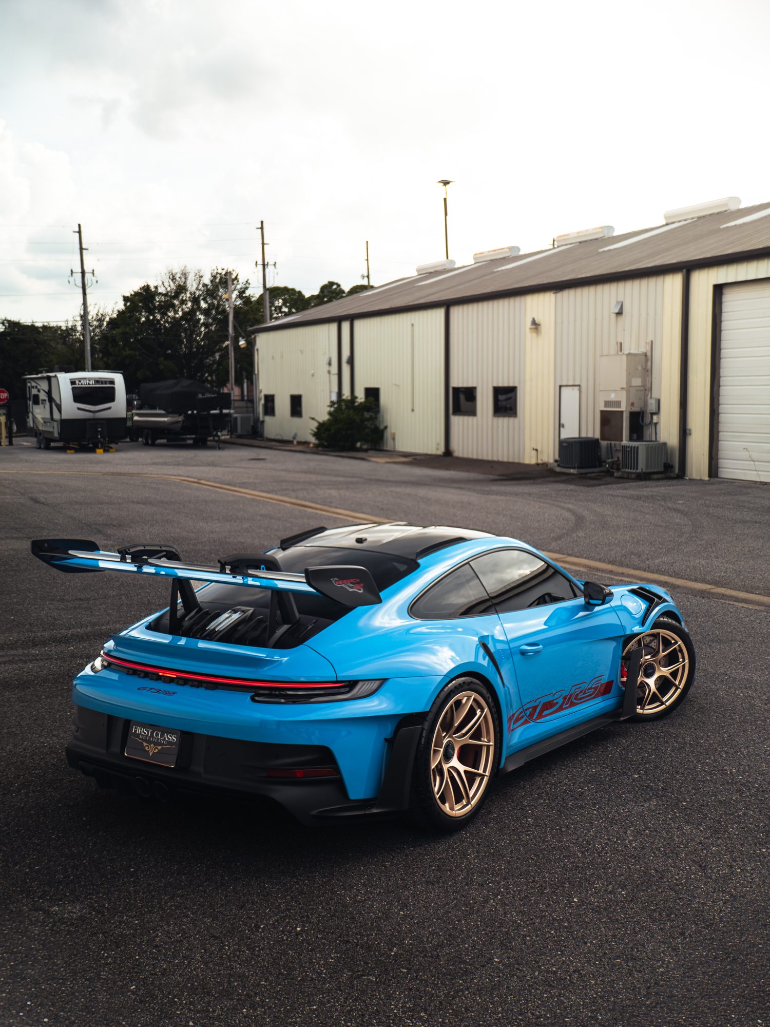 Porsche 911 GT3 RS, rear three-quarter