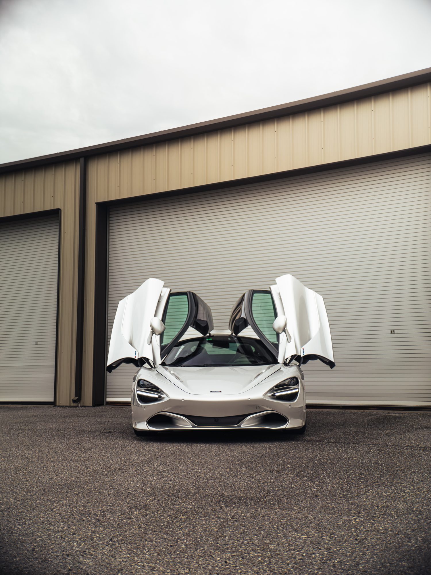 McLaren 720S, front with dihedral doors open